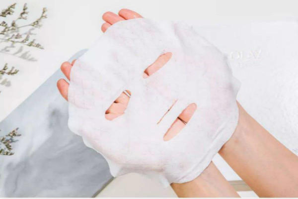 保濕面膜怎么用(使用保濕面膜技巧)?